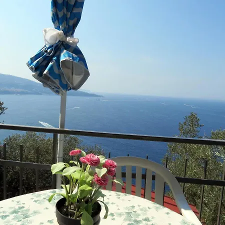 Baia Serena 3* Vico Equense