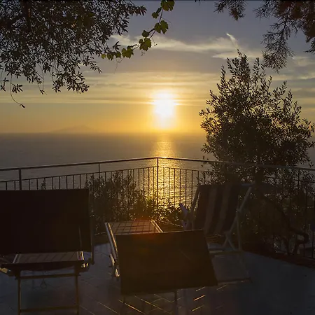 Baia Serena 3* Vico Equense