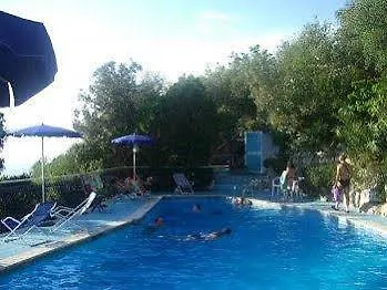 Baia Serena Aparthotel 3*