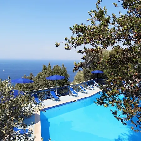 Aparthotel Baia Serena Vico Equense