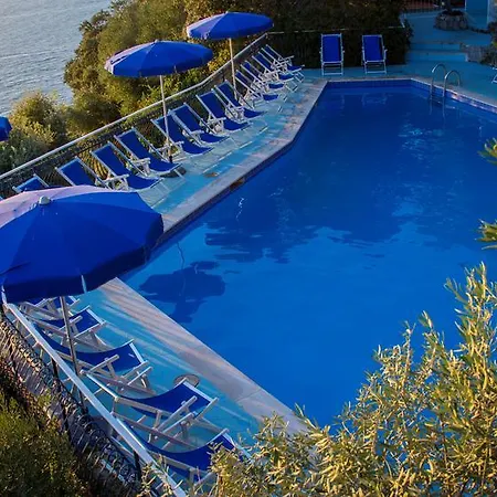 Aparthotel Baia Serena Vico Equense