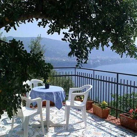Aparthotel Baia Serena 3*