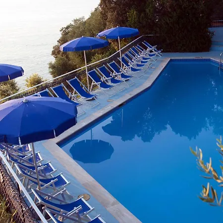Baia Serena 3* Vico Equense
